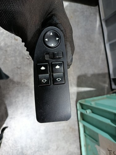 BMW E39 2x elektrisch Fensterheber Fensterheberschalter vorne links 8368988