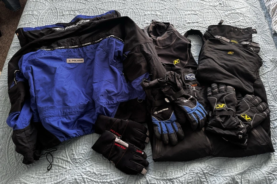 Equipo de moto de nieve + bolsa Go Foto 2 de 4