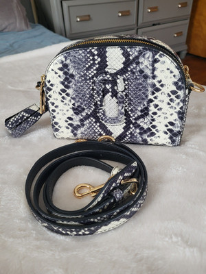 Marc Jacobs Shutter Snakeskin Embossed Crossbody Leather Handbag
