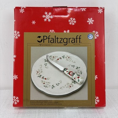 Pfaltzgraff  Winterberry  Cheese Tray And Sculpted Slicer Christmas Winter Dish