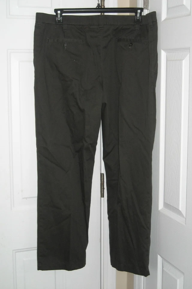Cherokee, Pantalones Caqui, Hombre 42 x 30, Oliva, Buen Estado Foto 3 de 4