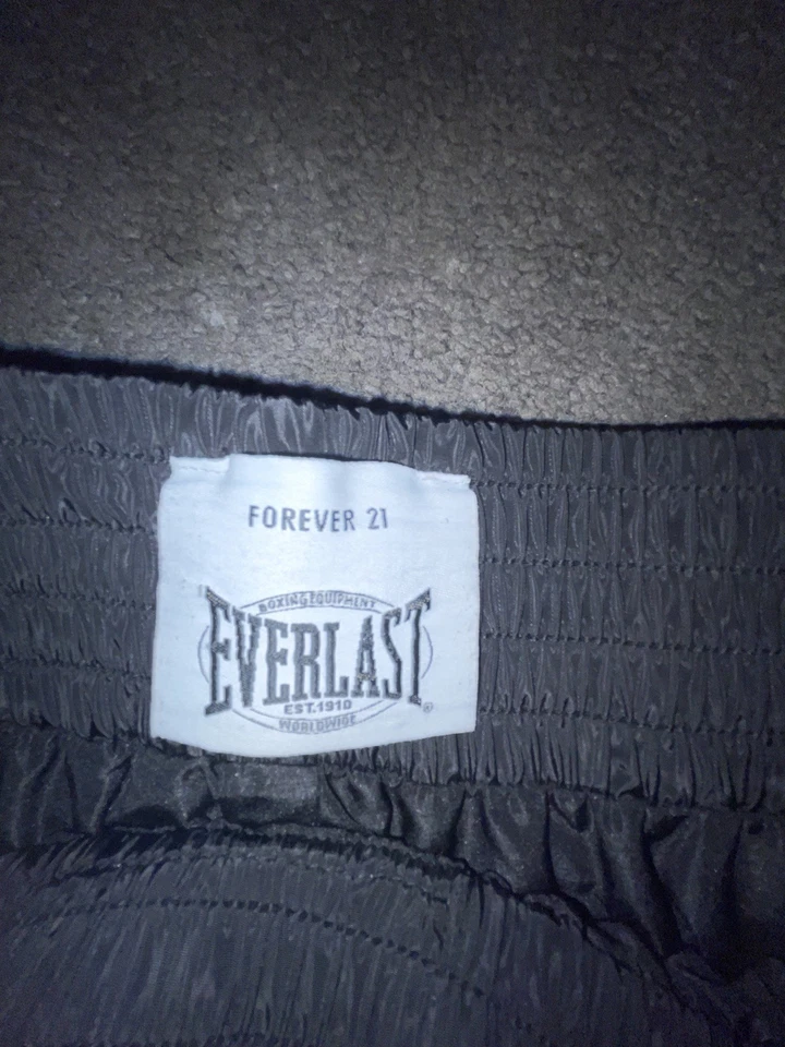 Forever 21 x Everlast Black & White High-Rise Athletic Sweatpants Size Medium  - Image 4 of 4