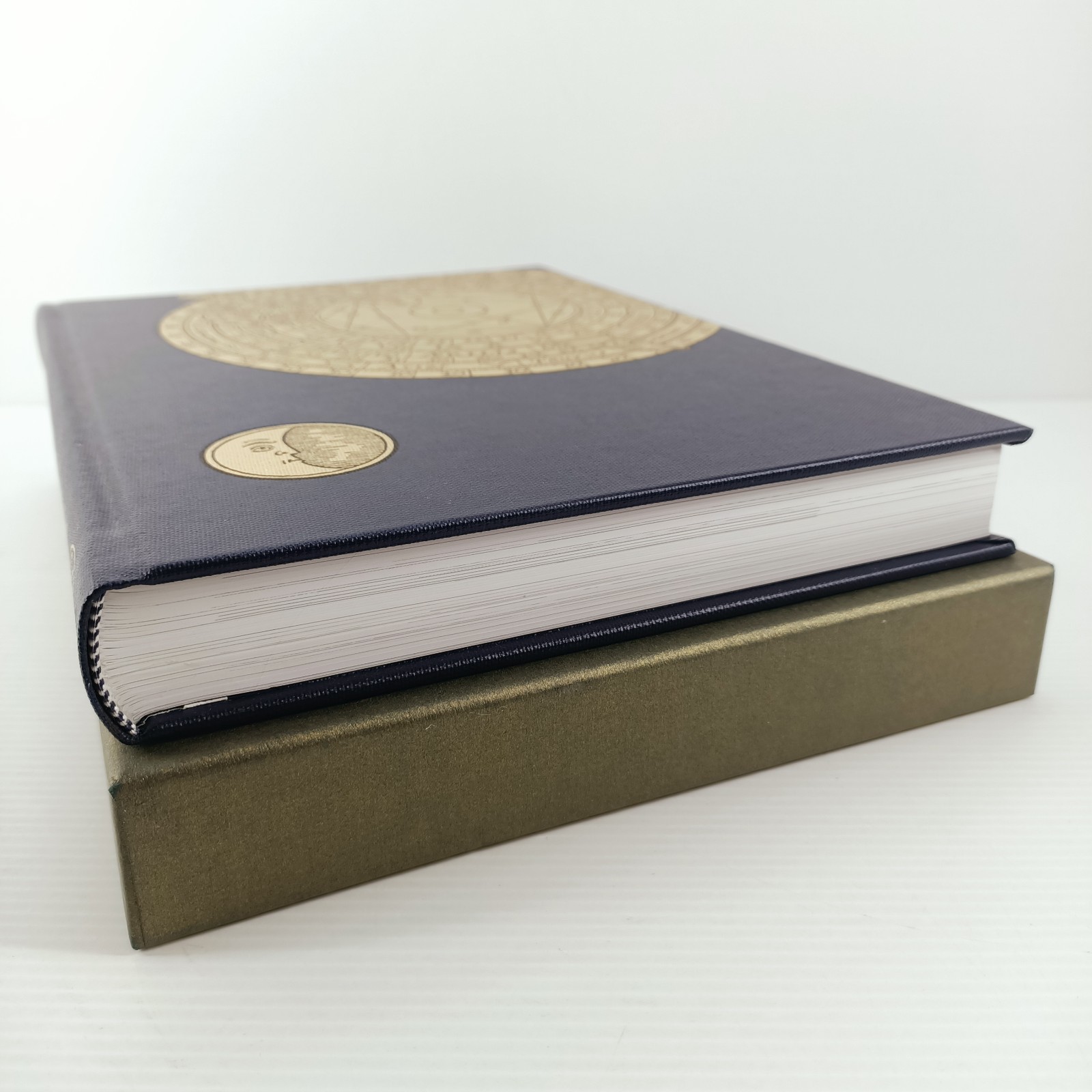The Folio Book of Days Robert Hulliston Folio Society 2002 Hardcover Slipcase image 6