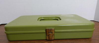 VTG 1960's Wil-Hold Wilson Green Plastic Thread Bobbin & Needle Carrying Case