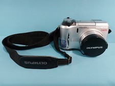 OLYMPUS CAMEDIA C-740 ULTRA ZOOM 3.2 MP DIGITAL CAMERA - SILVER - TESTED