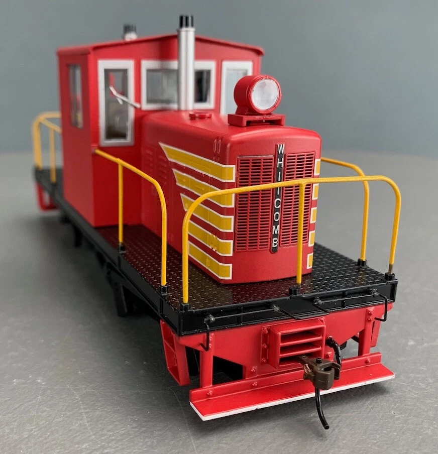 On30 Bachmann 29204 Whitcomb 50-Ton Center Cab Diesel Locomotive Red DCC O0229 - Image 4 of 4