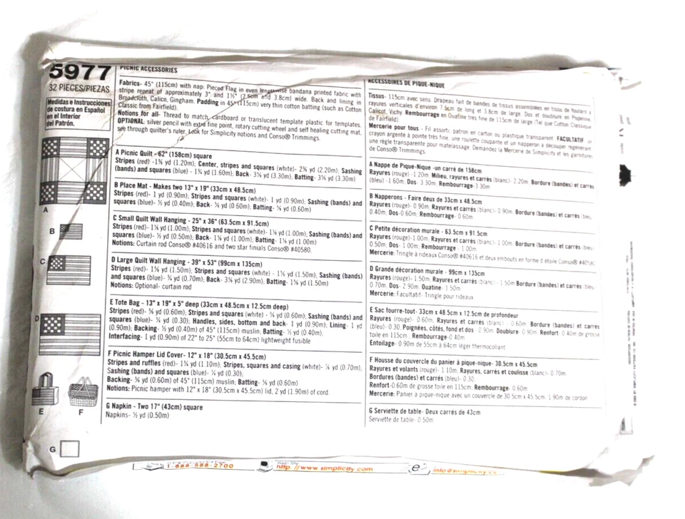 Simplicity Pattern 5977 Picnic Accessories Quilted Patriotic Flag Quilt Tote Bag - Image 2 of 2