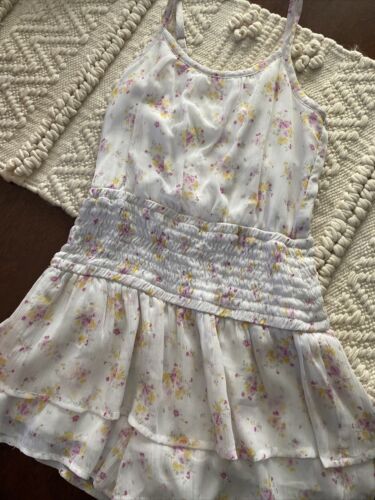 girls Abercrombie NWOT floral white romper  m 7/8 - Picture 1 of 4
