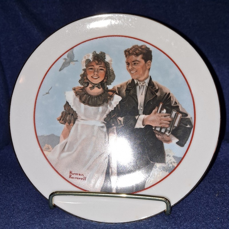 Norman Rockwell YOUNG LOVE SERIES 1982 Plate CW Collection Young Couple