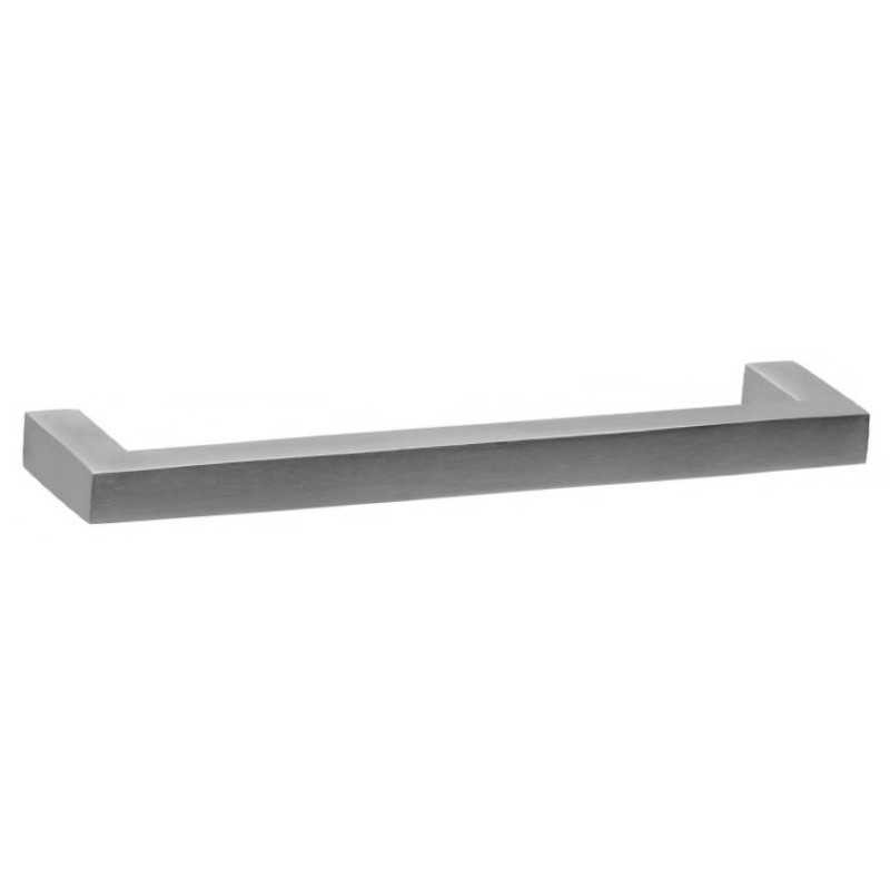 Poignée KUBE carrée 12mm entraxe 160mm de Didheya pour meuble moderne