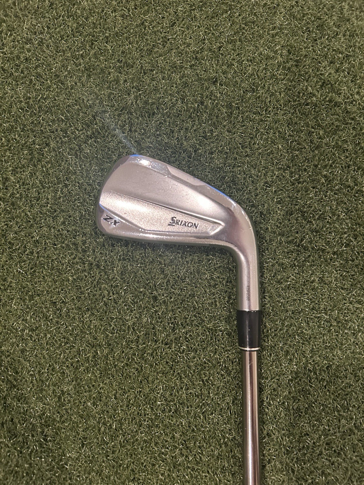 Srixon ZX 3-Iron Utility Driving Iron 20* / Mamiya RECOIL F4 95g STIFF
