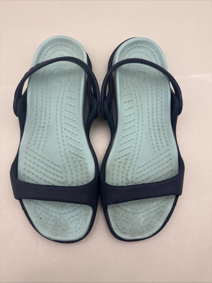 Crocs women’s dual comfor  2 Strappy Flats sandals size US 6 *WELL USED *read... - Image 3 of 4