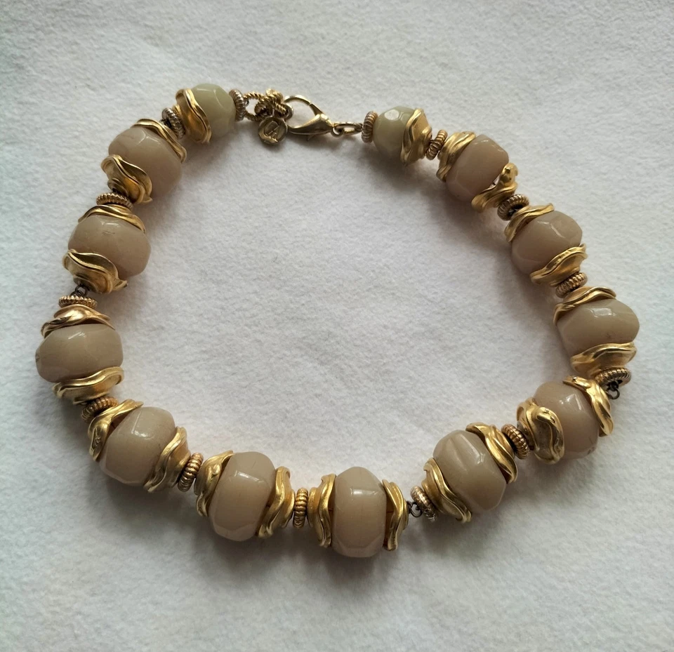 Giorgio Armani vintage, Collana anni '80, bijoux  - Immagine 2 di 4