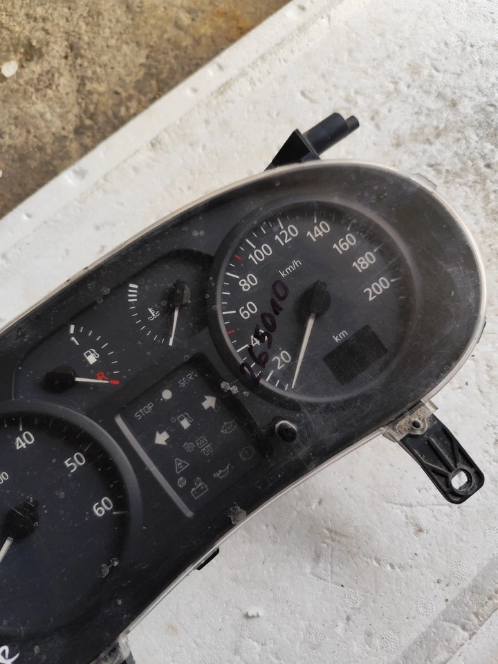 Renault Traffic 2005/instrument cluster/216501761 - Imagem 3 de 4