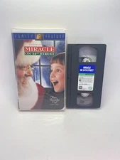 Miracle on 34th Street clamshell (VHS, 1995) 7️⃣
