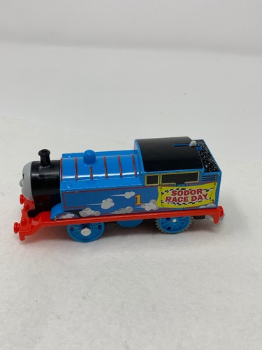 Thomas & Friends Trackmaster Motorized THOMAS SODOR RACE DAY Train Engine T1 - Picture 3 of 12