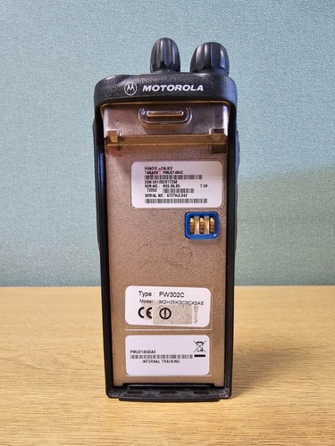 Motorola GP640 VHF Portable MPT & Conventional Radio - Zdjęcie 4 z 6