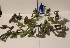 Tim Mee  Marx Mixed Lot of Vintage Army Men Toy Soldiers Damaged Fodder 1960's