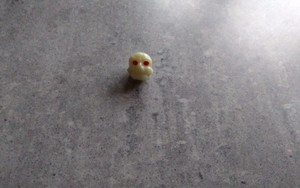 Dettagli Su Brivido Mb Teschio Originale Fluorescente Del Gioco In Scatola Vintage E Società
