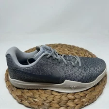 Nike Kobe Mamba Instinct Basketball Sneakers Pure Platinum Size 11 Men's