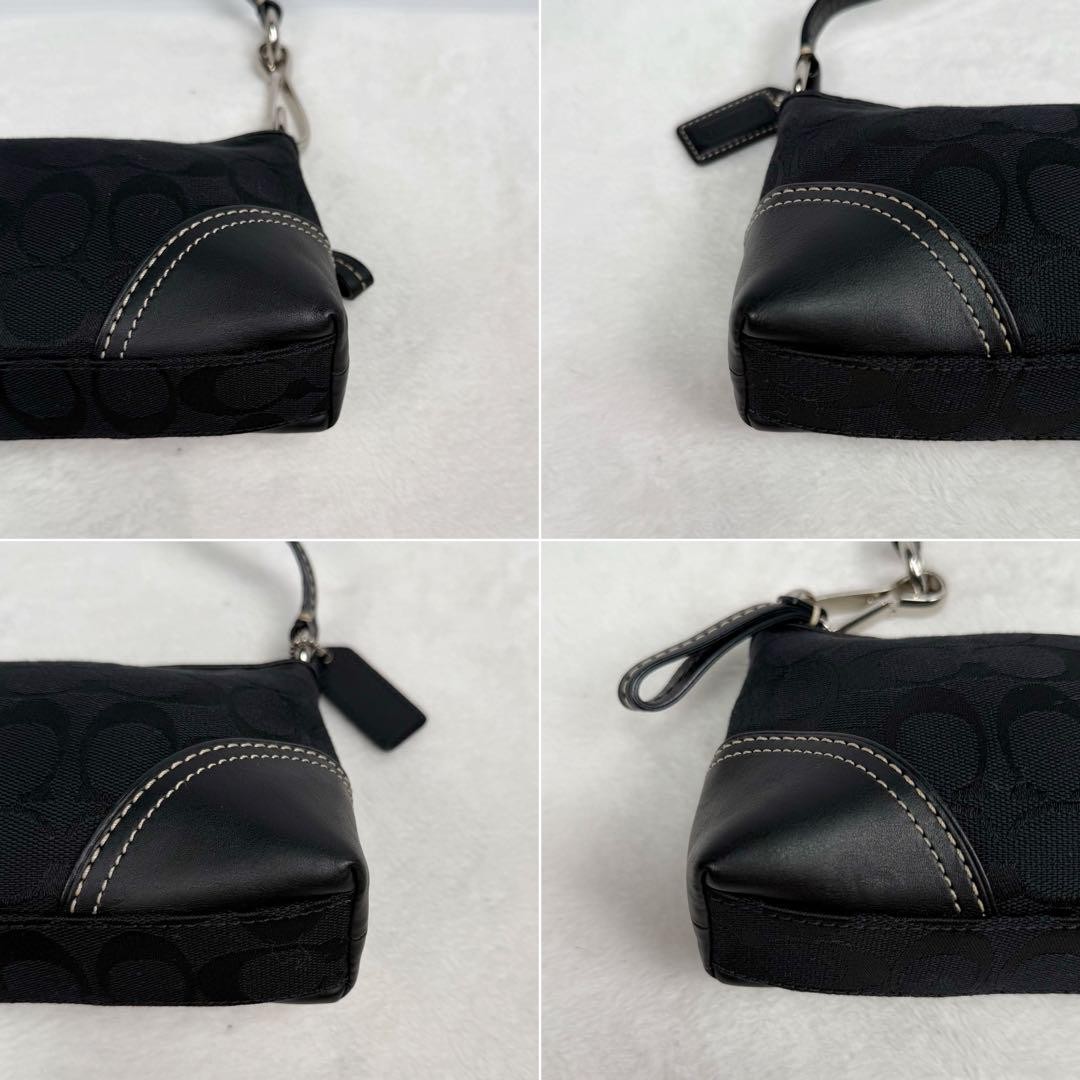 バッグ Coach Accessory Pouch Bag Signature y2k Coach Accessory Pouch Signature Pink Y2K - メルカリ