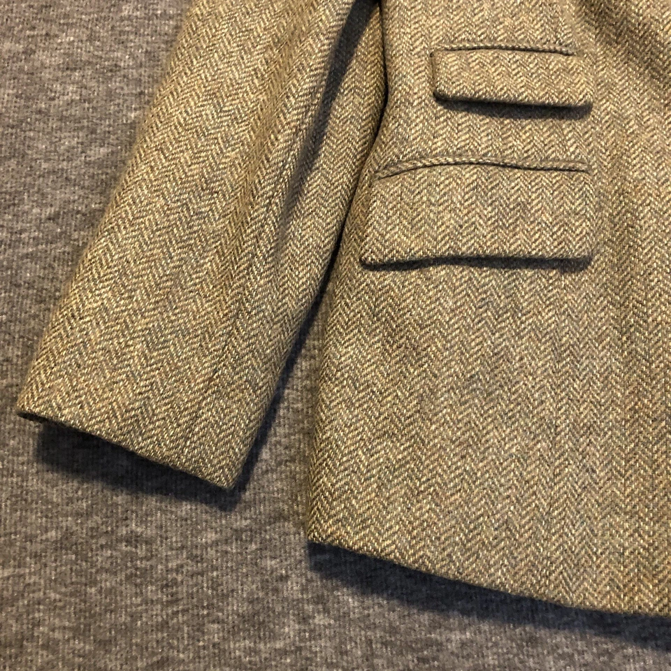 Ralph Lauren Wool Tweed Blazer Women’s 8P Green Herringbone Jacket Horse Buttons - Image 4 of 4
