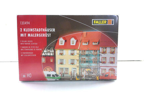 Faller 1900362 pequeñas casas de pueblo con andamio de pintor sin construir - como nuevas en embalaje original #8672 | Zustand: Gebraucht