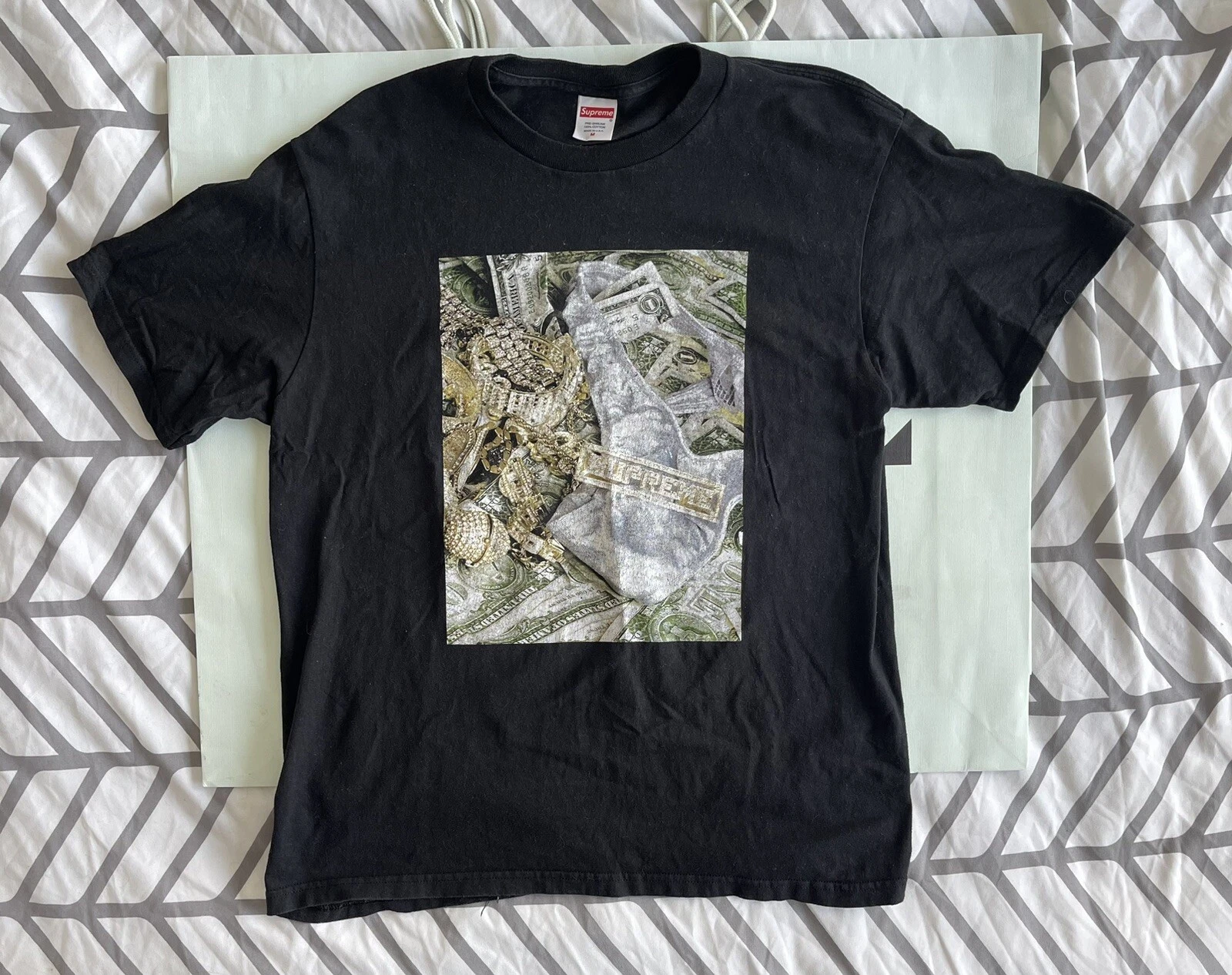 T shirt Supreme Money taille M 100 % authentique