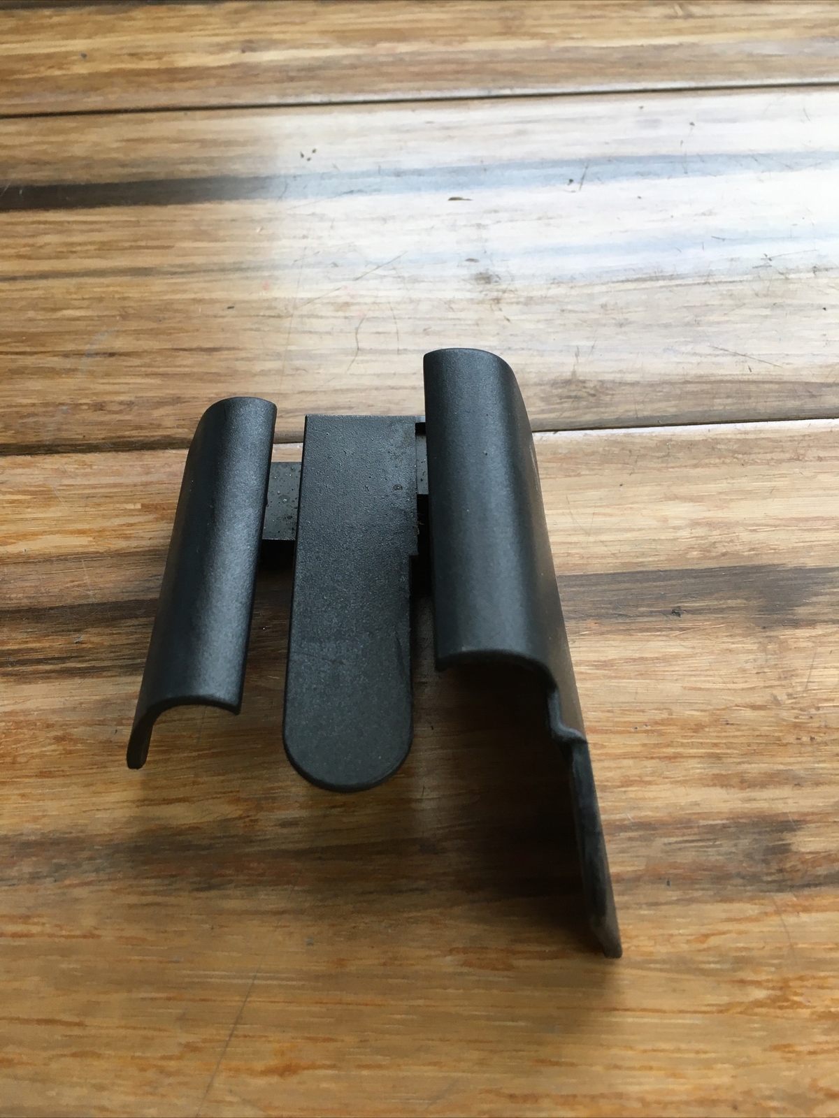 🚘 12-18 BMW 650i 640i SEAT RAIL TRIM COVER RIGHT 7228292 F06 F12  
