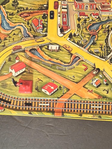 Vintage Marx Mechanical Miniature Train set Tin Litho Board Very Nice - Picture 6 of 23