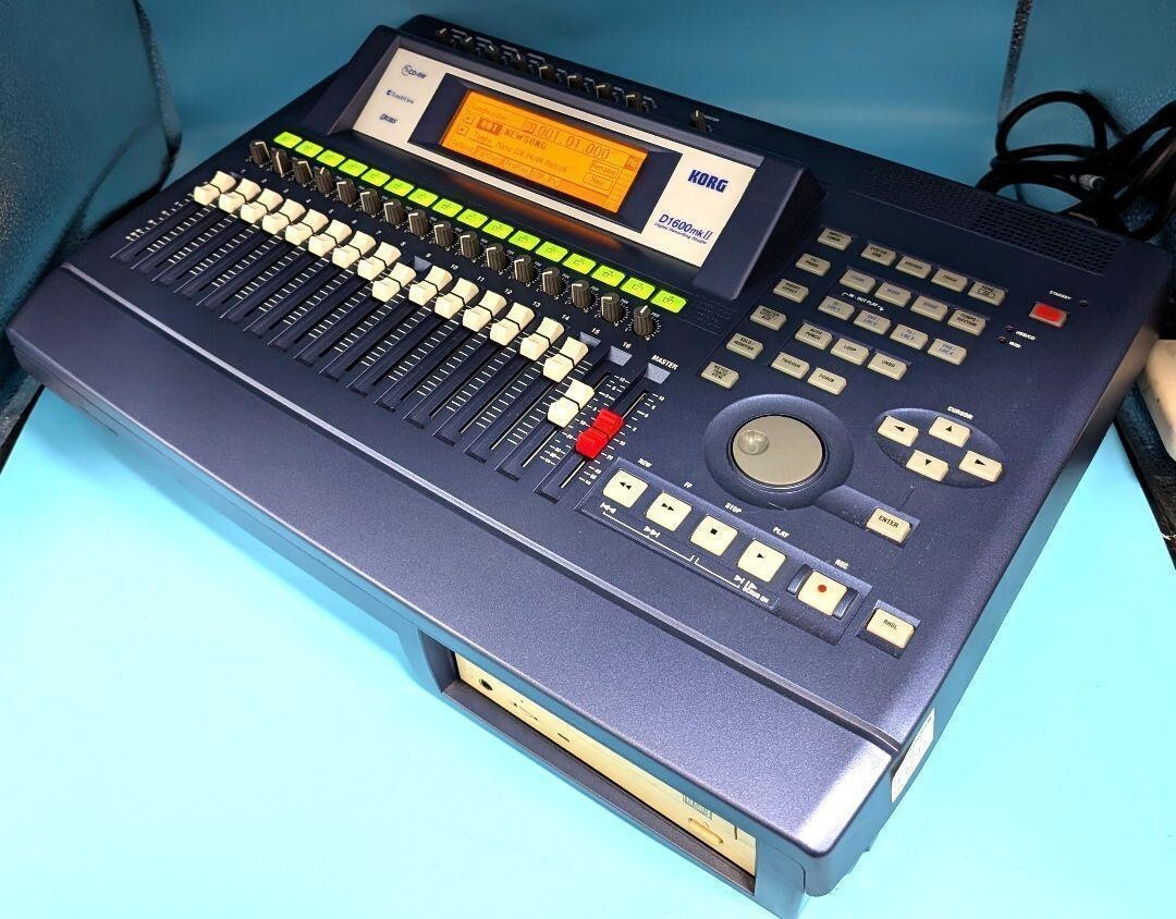 KORG コルグ デジタルレコーディング　D1600mkⅡ Korg D1600 MKII MK2 16-Track Digital Recorder With Case IN
