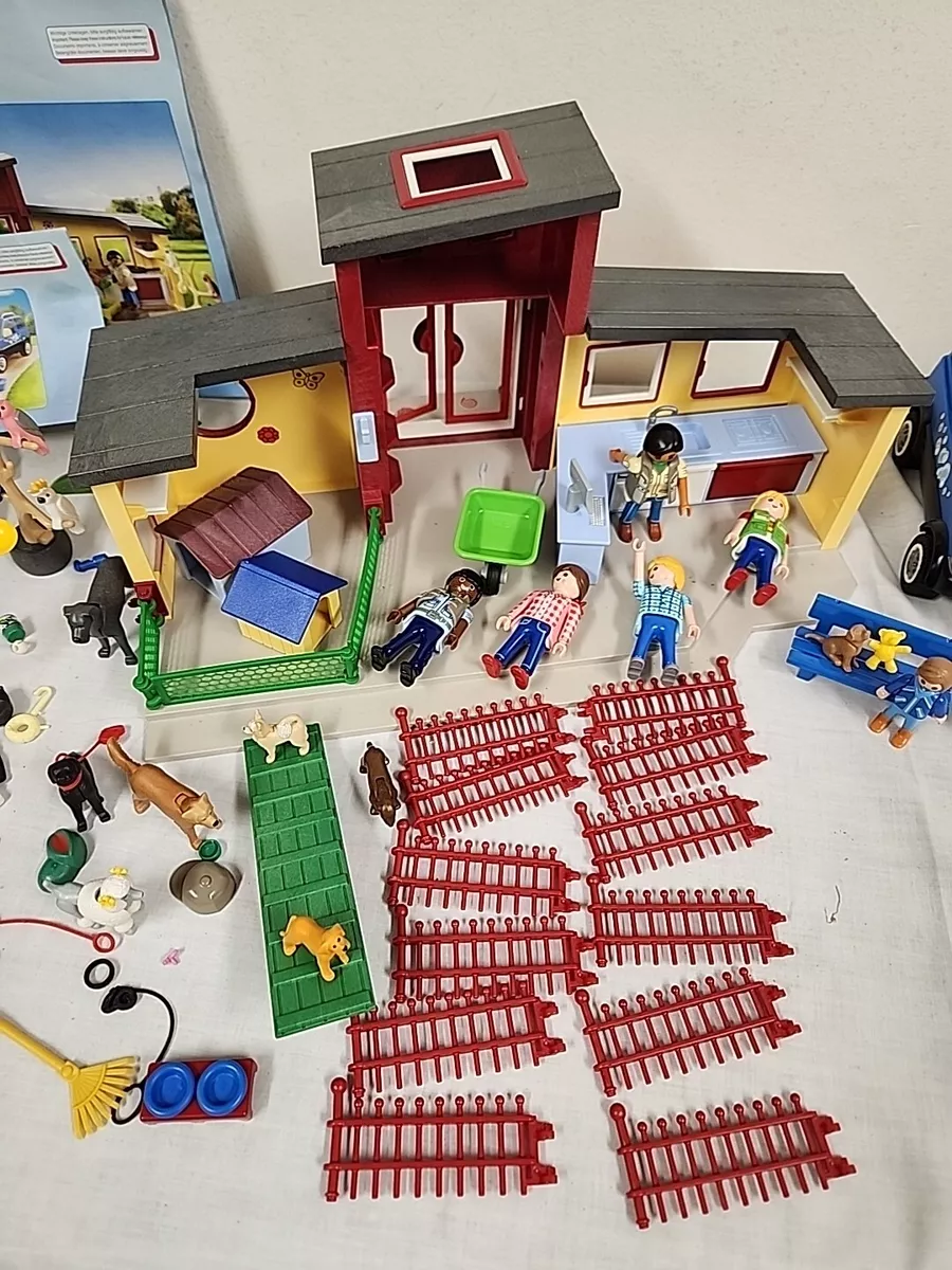 PLAYMOBIL 9275 CITY LIFE PET HOTEL Tiny Paws 9278 Dog Mobil