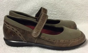 aetrex berries mary jane shoes