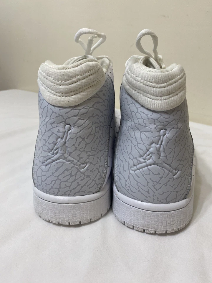Air Jordan Illusion Basketball Shoes 2014 705141-101 White Wolf Grey Men’s 11.5 - Image 3 of 4