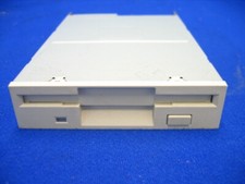 Vintage Teac FD-235HF 3.5 Inch Floppy Disk Drive PN 193077A2-91 Beige Bezel