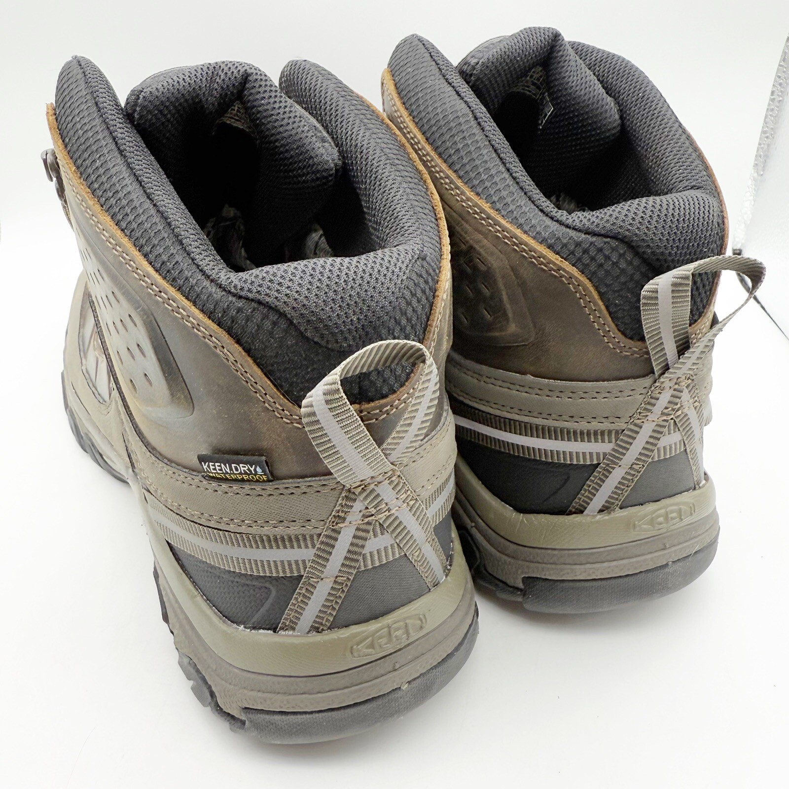 Stivali Keen Targhee Iii impermeabili da trekking uomo marroni casual 1017786 taglia 13 scatola