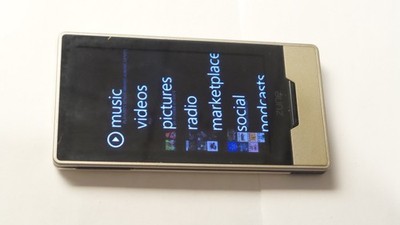 Microsoft Zune HD 1402 32GB - Silver Platinum- Works Great