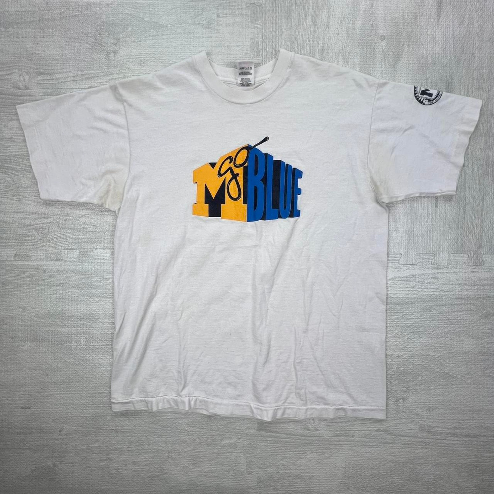 Vintage 90s Michigan Wolverines T-Shirt Tee Size: L White Yellow Blue College