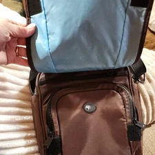 PacSafe Crossbody Shoulder Bag Purse Metrosafe 200 Anti-theft Brown PB001