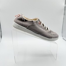 VIONIC Beach Pismo Casual Sneaker: Canvas, Light Grey Canvas 7.5 M