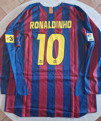 FC Barcelona RONALDINHO 10番シャツ s-l400.jpg