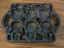 VINTAGE CAST IRON 6-SNOWMAN CAKE MOLD