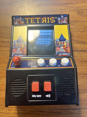 Basic Fun Arcade Classics - Tetris Retro Mini Arcade Game Handheld Tetris Toy