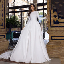 Elegant Satin Princess Wedding Dress Long Sleeve Bridal Gowns Low Back Dress