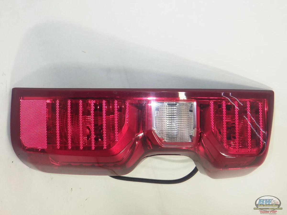 84752979; CHEVY SILVERADO 1500 OEM Righ Taillight 19 20 21 22 | eBay