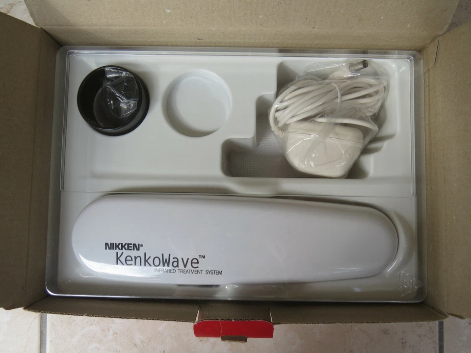 NIKKEN KenkoWave Infrared Treatment System Pain Light Therapy #1381 New in box - Image 3 of 4