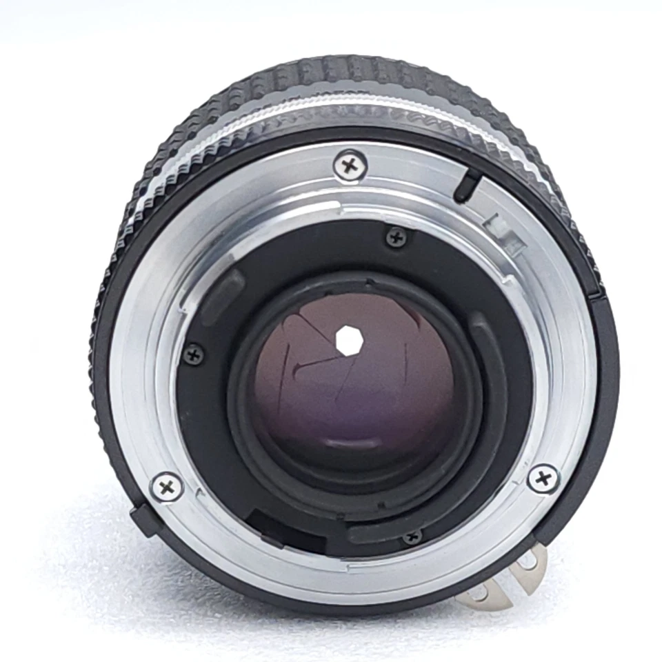 32xxxx SIC [COME NUOVO] Nikon Ai-S Ais Nikkor 35 mm f/2 obiettivo grandangolare dal GIAPPONE - Immagine 2 di 4