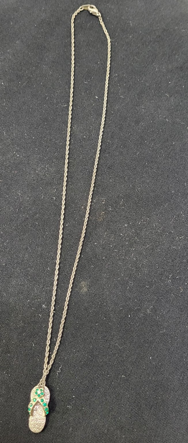 Picture 1 of 6