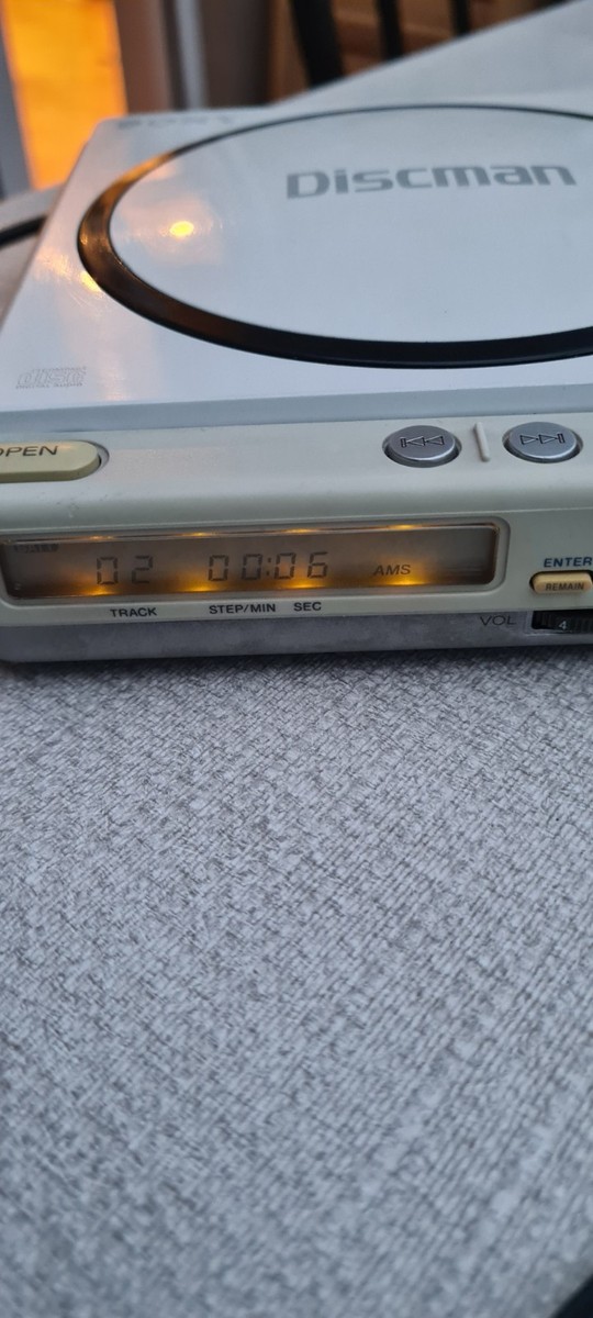 Vintage SONY Discman Personal CD player D-40, White | eBay