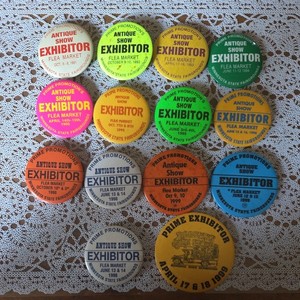 LOT OF Minnesota State Fair Antique Show Flea Market Exhibitor Pinback Buttons 